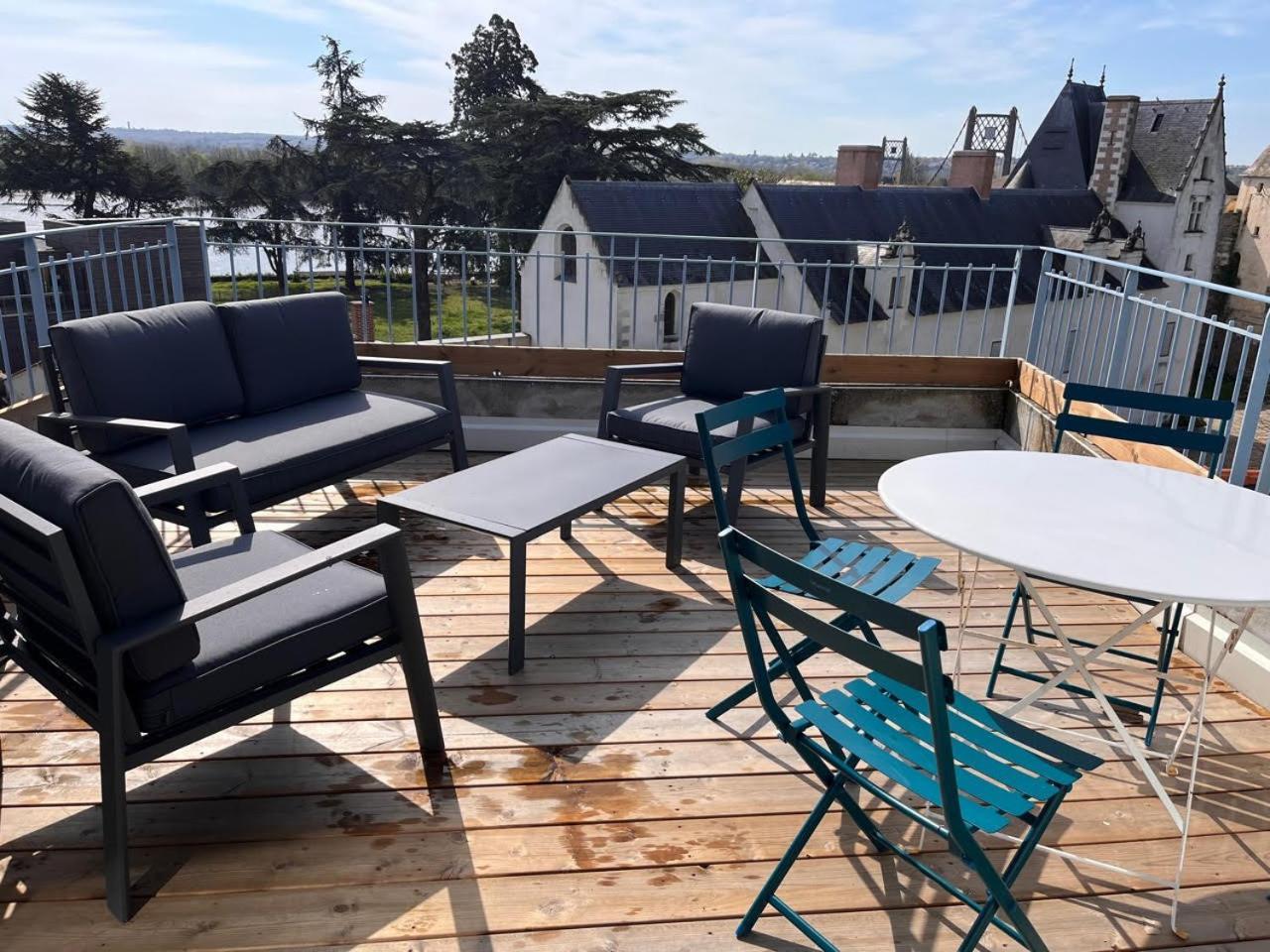 Grand Gite Terrasse Vue Loire Et Chateau D'Ancenis Eksteriør billede